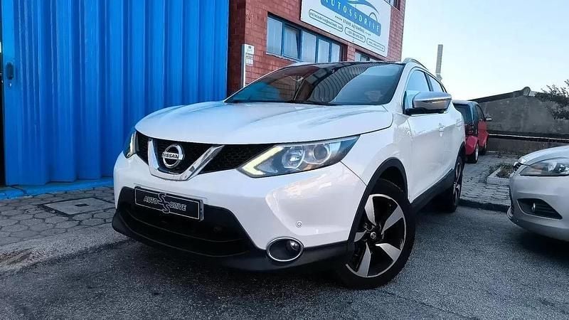 Branco Usado 2014 Nissan Qashqai Tekna SUV | € 12.900 (Preço justo) - Imagem 1/4