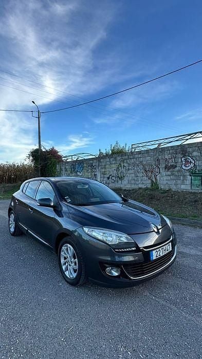 Usado 2013 Renault Mégane III Sedan | € 6.500 (Preço justo) - Imagem 1/4