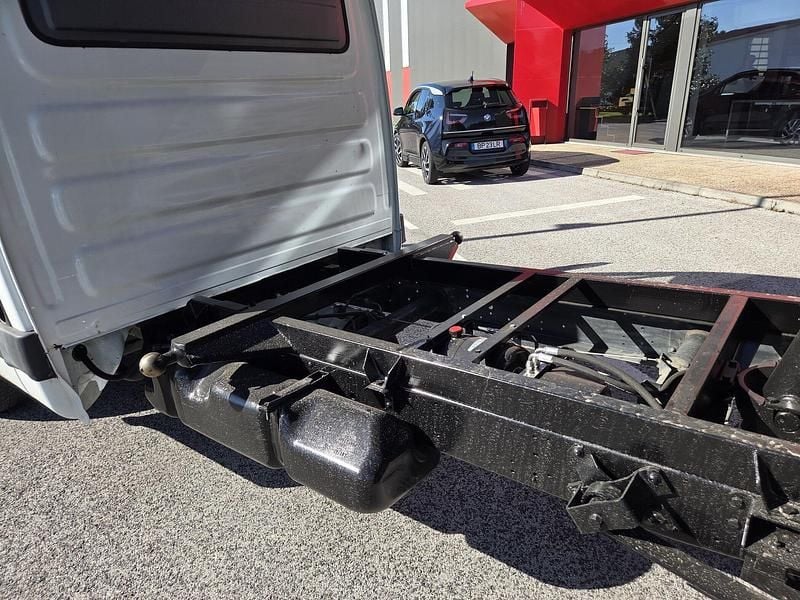 Usado Iveco Daily 146 HP (107 kW) 2010 Branco Sedan