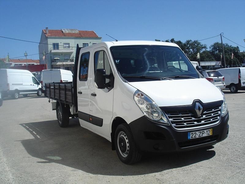 Branco Usado 2019 Renault Master Van | € 26.800 - Imagem 1/4