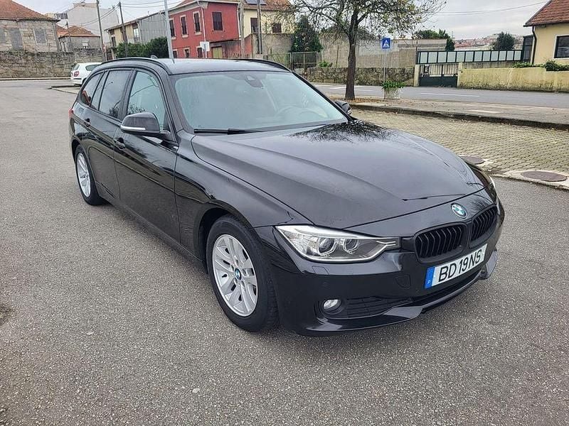 Usado 2013 BMW 320 Sedan | € 9.750 (Super Preço) - Imagem 1/4