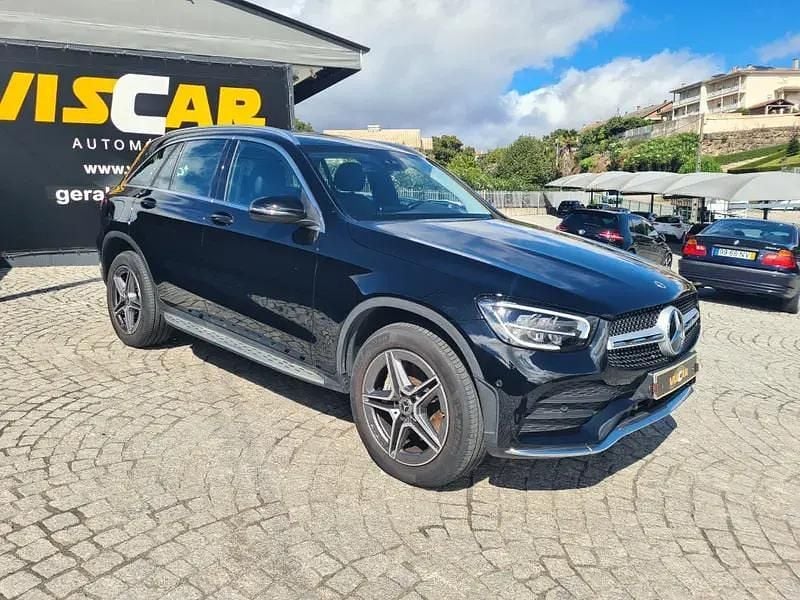 Usado Mercedes GLC300 320 HP (235 kW) 2021 Preto SUV