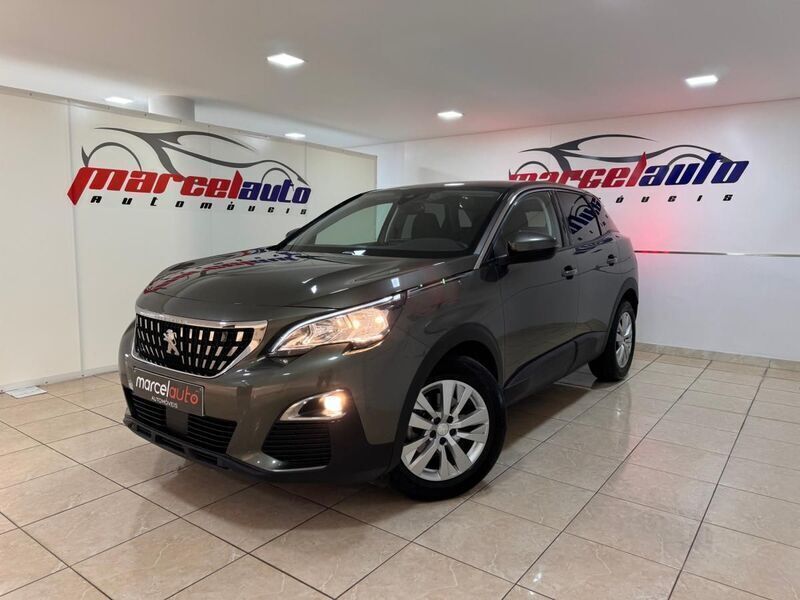 Cinzento Usado 2020 Peugeot 3008 Active SUV | € 21.900 (Preço justo) - Imagem 1/4