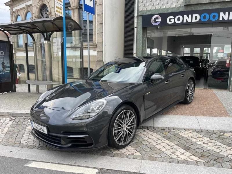 Antracite Usado 2019 Porsche Panamera Sport Turismo Sedan | € 72.500 (Bom preço) - Imagem 1/4