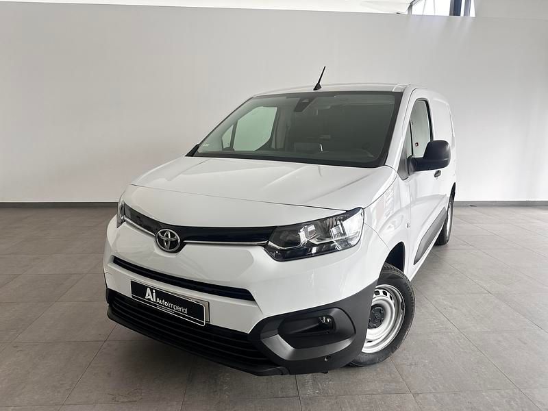 Branco (sólida) Usado 2023 Toyota Proace City City Van | € 20.950 - Imagem 1/4