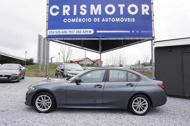 Usado BMW 330 292 HP (214 kW) 2019 Cinzento Citadino
