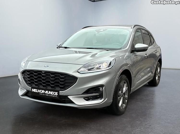 Cinza Usado 2023 Ford Kuga ST-Line SUV | € 26.990 (Preço justo) - Imagem 1/1