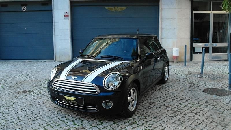 Preto Usado 2007 Mini ONE Citadino | € 7.500 (Preço justo) - Imagem 1/4