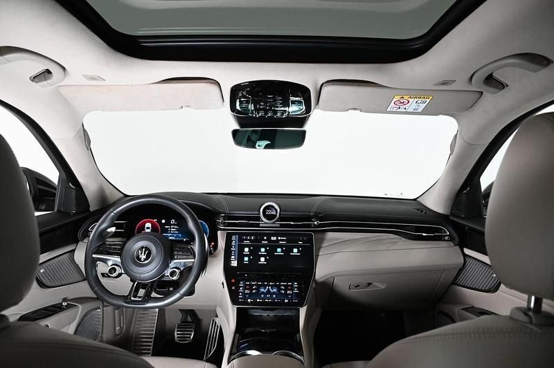 Usado Maserati Grecale GT 300 HP (220 kW) 2025 Preto SUV