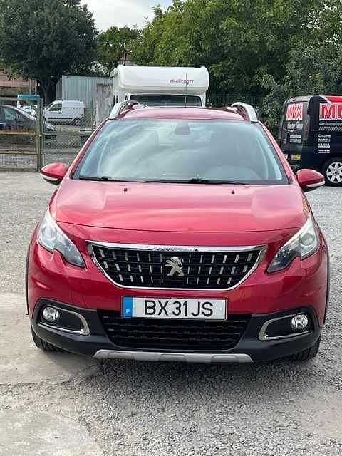 Usado Peugeot 2008 Allure 110 HP (80 kW) 2017 Vermelho SUV