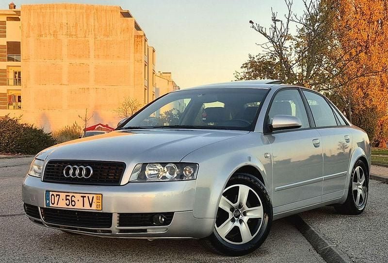 Usado 2002 Audi A4 Sedan | € 4.750 (Bom preço) - Imagem 1/4