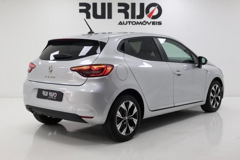 Usado Renault Clio V LIMITED 90 HP (66 kW) 2021 Cinza