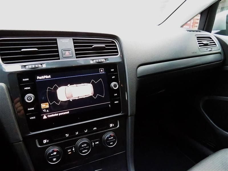 Usado VW Golf VII 115 HP (84 kW) 2018 Cinza Carrinha