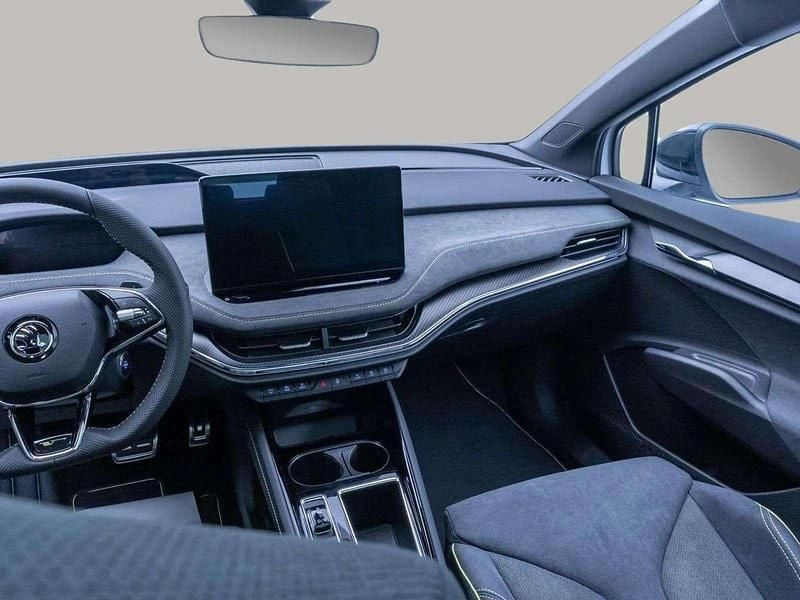 Branco Usado 2024 Skoda Enyaq iV RS SUV | € 46.500 - Imagem 1/4