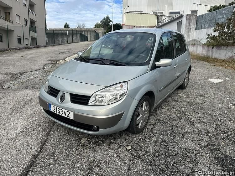 Usado Renault Scénic II 81 HP (59 kW) 2004 Cinza Monovolume