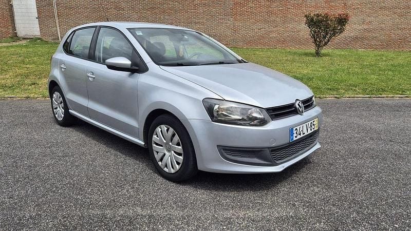 Usado 2011 VW Polo Sedan | € 5.565 (Bom preço) - Imagem 1/4