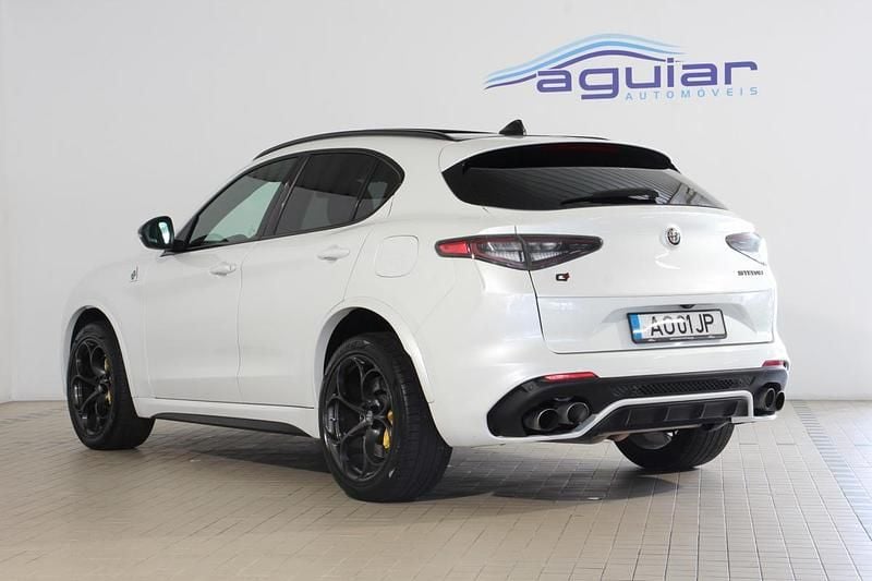 Usado Alfa Romeo Stelvio Quadrifoglio 510 HP (375 kW) 2021 Branco SUV
