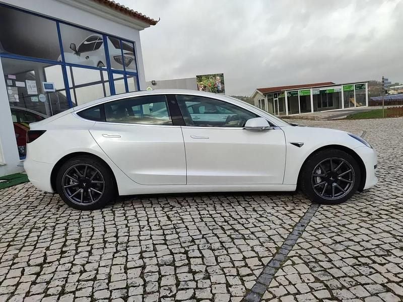Usado Tesla Model 3 Standard Range 175 kW (238 HP) 2019 Branco Sedan