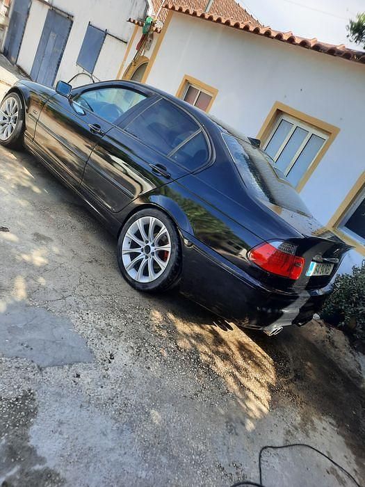Usado 2001 BMW 320 Sedan | € 6.500 (Caro) - Imagem 1/4