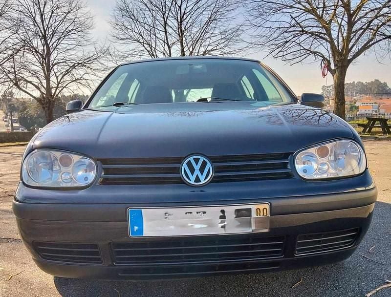 Usado VW Golf IV 116 HP (85 kW) 2000 Preto Citadino