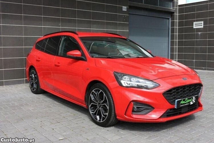 Usado Ford Focus ST-Line 125 HP (91 kW) 2020 Vermelho Carrinha