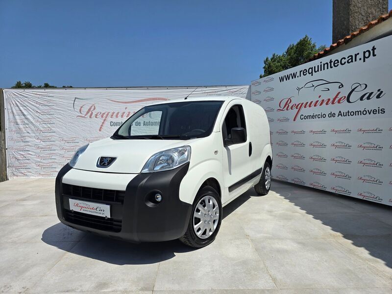 Branco Usado 2017 Peugeot Bipper Monovolume | € 7.500 - Imagem 1/4