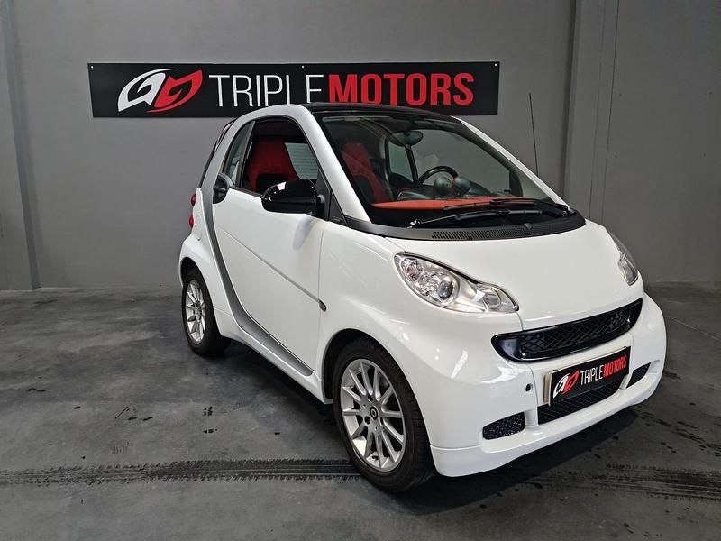 Branco Usado 2007 Smart ForTwo Coupé Passion Coupé | € 6.450 (Preço elevado) - Imagem 1/4