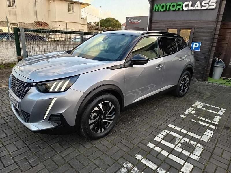 Usado Peugeot e-2008 100 kW (136 HP) 2023 Cinzento SUV