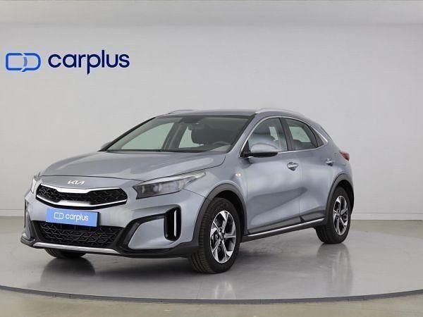 Usado Kia XCeed 120 HP (88 kW) 2023 Cinza SUV