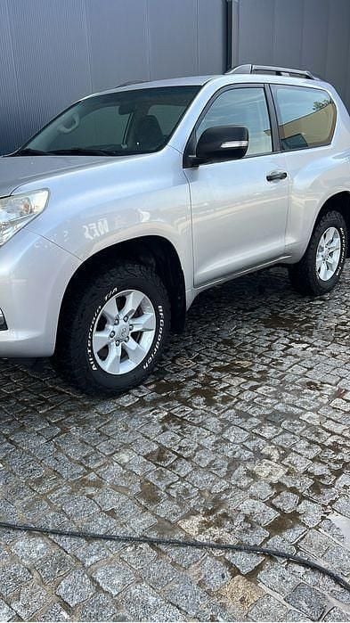 Usado 2012 Toyota Land Cruiser SUV | € 32.800 - Imagem 1/4