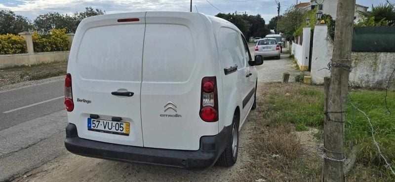 Usado Citroën Berlingo 99 HP (72 kW) 2018 Branco Monovolume