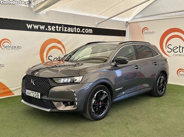 Cinza Usado 2021 DS Automobiles DS7 Crossback Performance SUV | € 29.970 (Preço justo) - Imagem 1/1