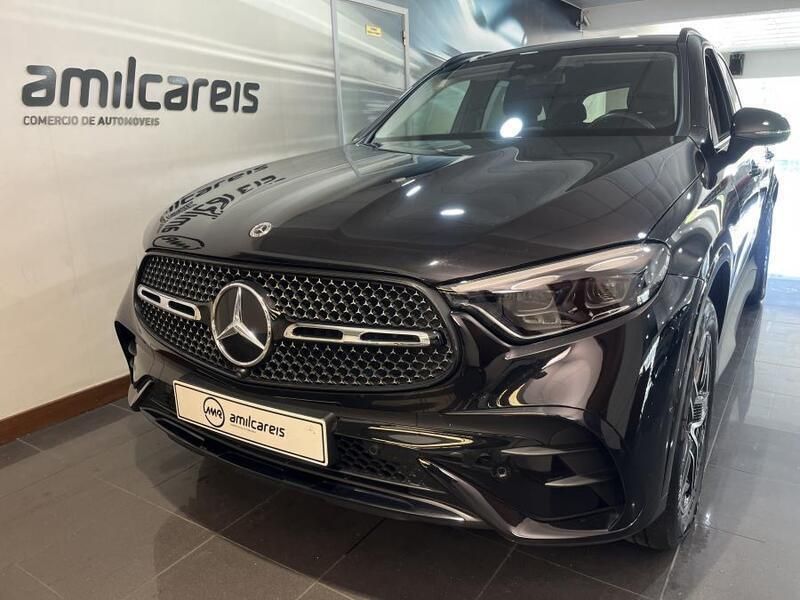 Preto Usado 2023 Mercedes GLC300 SUV | € 67.900 (Preço justo) - Imagem 1/4