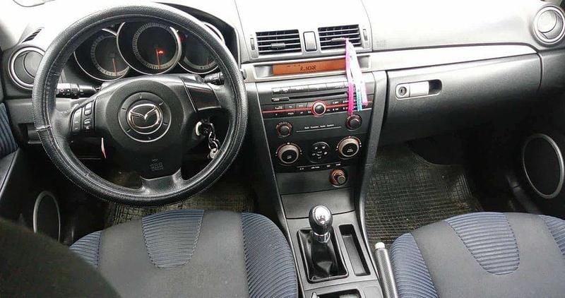Usado 2005 Mazda 3 Sedan | € 1.700 (Super Preço) - Imagem 1/4