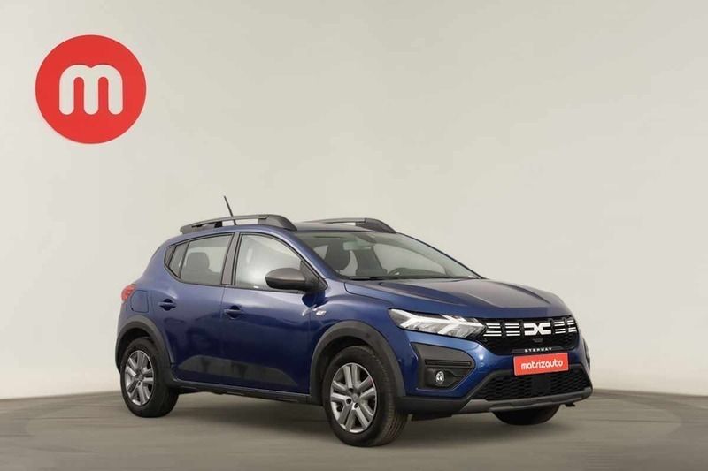 Azul Usado 2023 Dacia Sandero Expression Citadino | € 17.499 (Preço justo) - Imagem 1/4