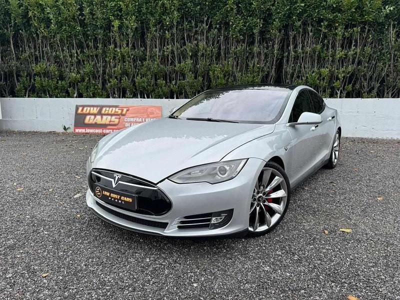 Cinza Usado 2014 Tesla Model S Citadino | € 19.990 (Bom preço) - Imagem 1/4