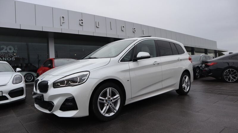 Branco Usado 2022 BMW 218 Gran Tourer Monovolume | € 36.500 - Imagem 1/4
