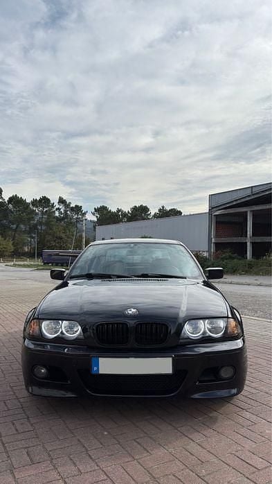 Usado 2000 BMW 320 Sedan | € 4.000 (Preço justo) - Imagem 1/4