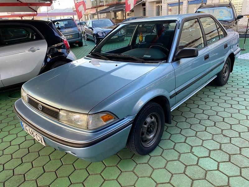 Azul Usado 1991 Toyota Corolla Citadino | € 2.500 - Imagem 1/4