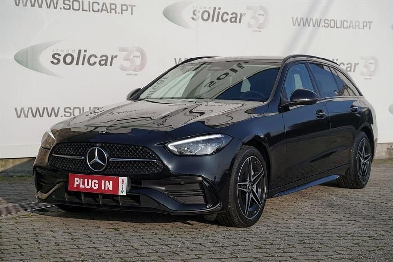 Usado Mercedes C300 AMG 313 HP (230 kW) 2024 Preto Carrinha