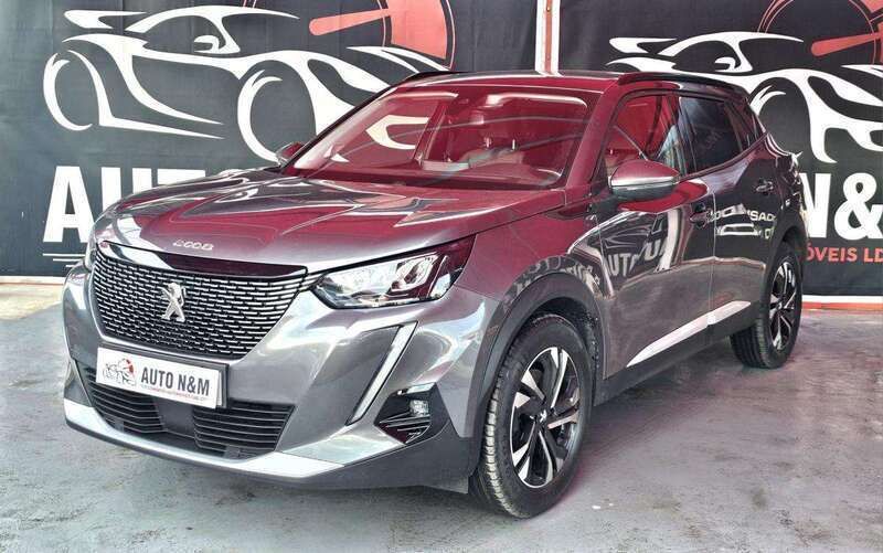 Cinzento Usado 2021 Peugeot 2008 Allure SUV | € 23.900 (Preço elevado) - Imagem 1/4
