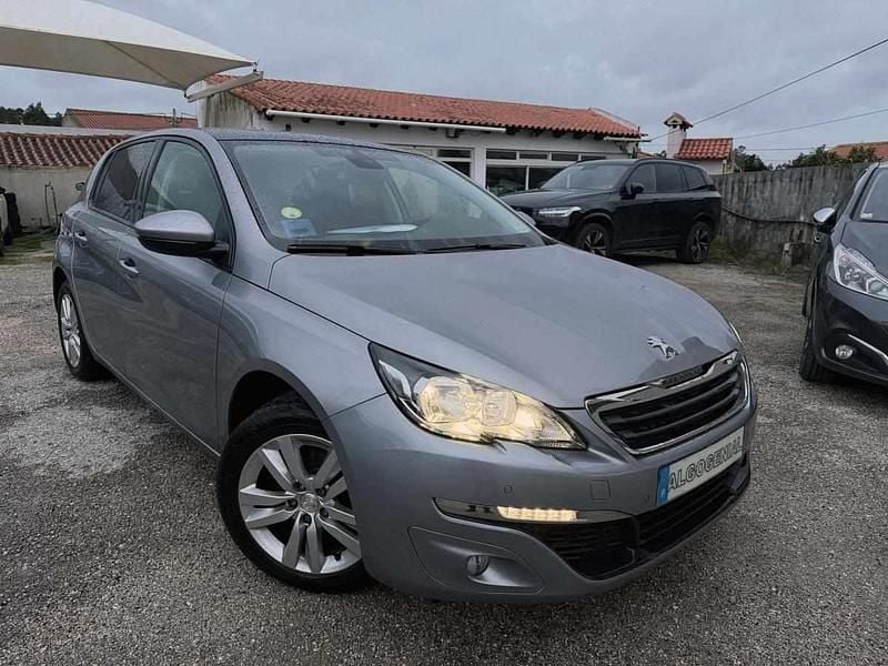 Usado Peugeot 308 Allure 120 HP (88 kW) 2017 Cinza