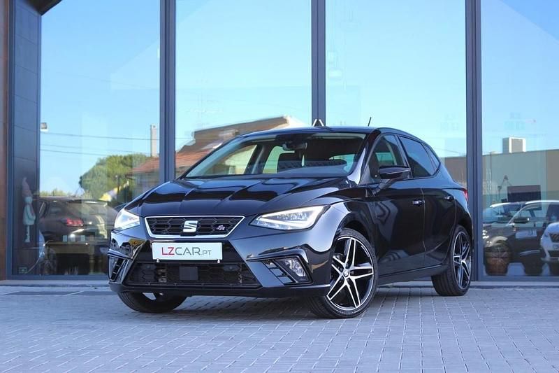 Preto Usado 2018 Seat Ibiza | € 14.750 - Imagem 1/4