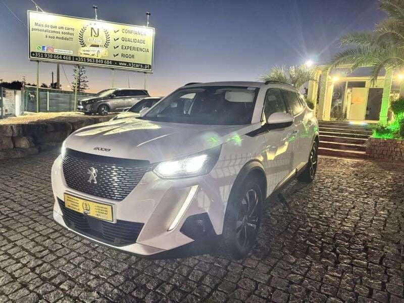 Branco Usado 2020 Peugeot 2008 Allure SUV | € 18.900 (Caro) - Imagem 1/4