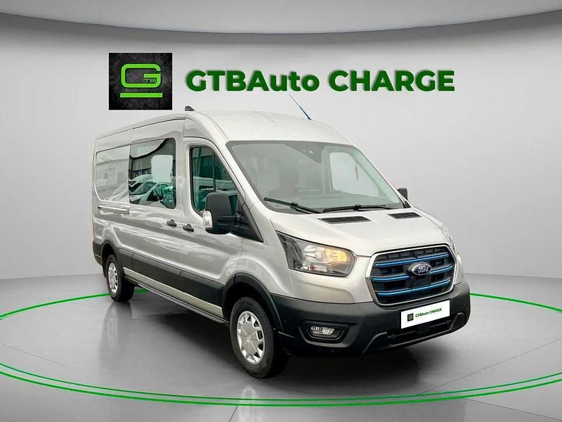 Branco Usado 2023 Ford Transit Trend | € 42.999 - Imagem 1/4