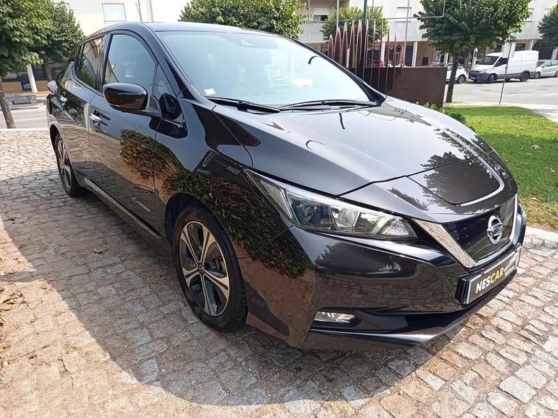 Usado Nissan Leaf Acenta 110 kW (150 HP) 2020 Preto Citadino