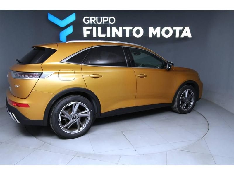Usado DS Automobiles DS7 Crossback Grand Chic 300 HP (220 kW) 2021 Amarelo SUV