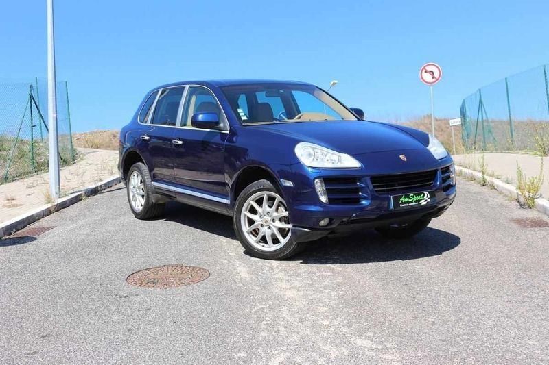 Azul Usado 2008 Porsche Cayenne SUV | € 25.990 - Imagem 1/4