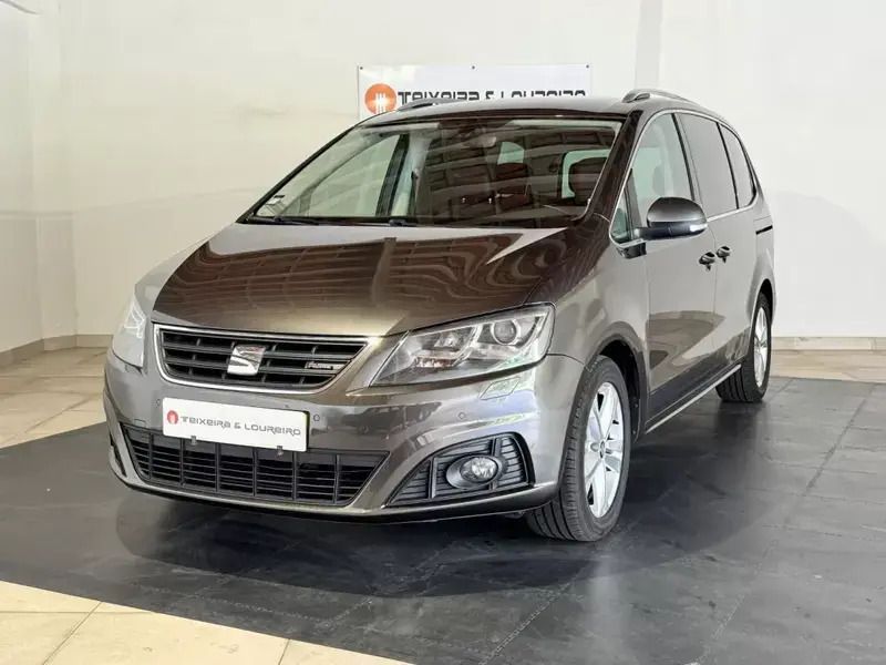 Castanho Usado 2016 Seat Alhambra Ecomotive Monovolume | € 19.500 (Preço justo) - Imagem 1/4