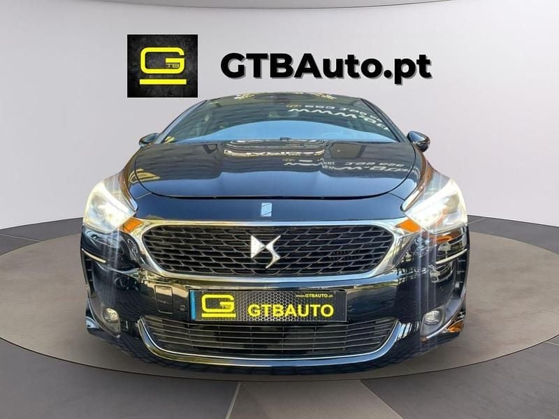Usado Citroën DS5 200 HP (147 kW) 2015 Preto Citadino